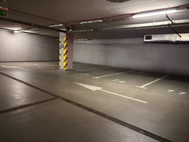 Al. Jerozolimskie 133A, 02-304 Warszawa, Polska